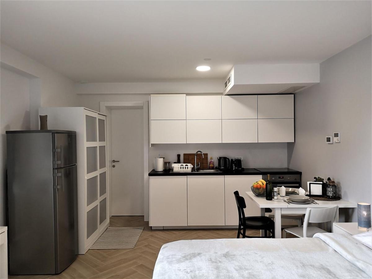 Rooms At Zajceva 34 Zagreb Exterior photo