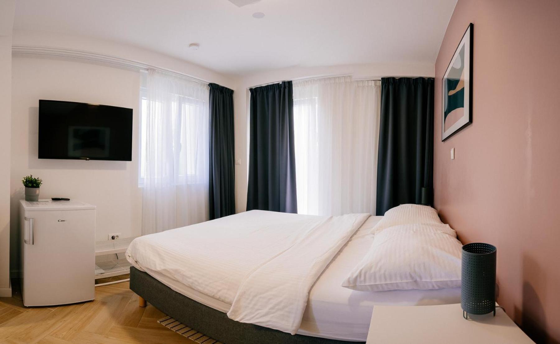 Rooms At Zajceva 34 Zagreb Room photo
